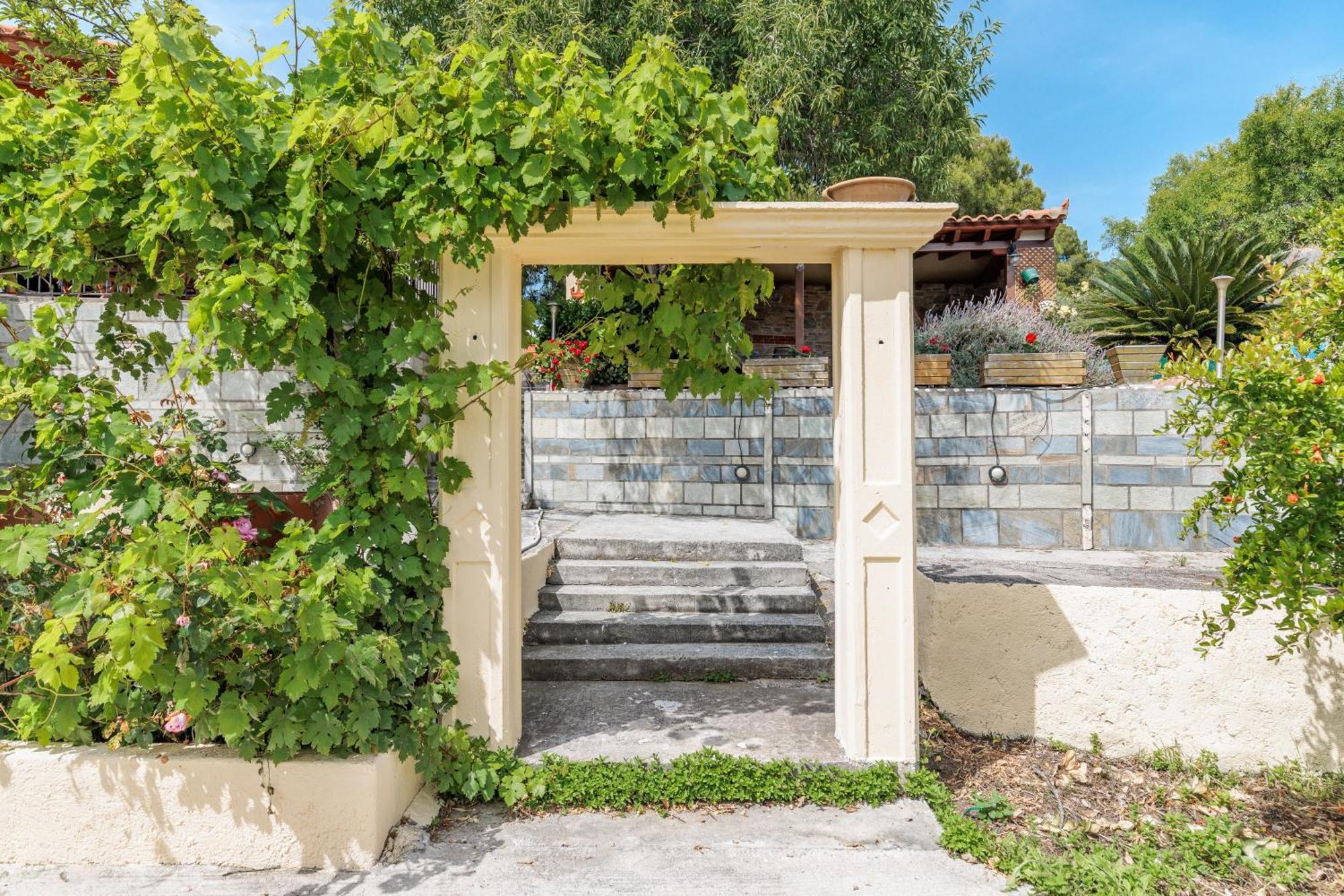 Holiday home Pefkos *