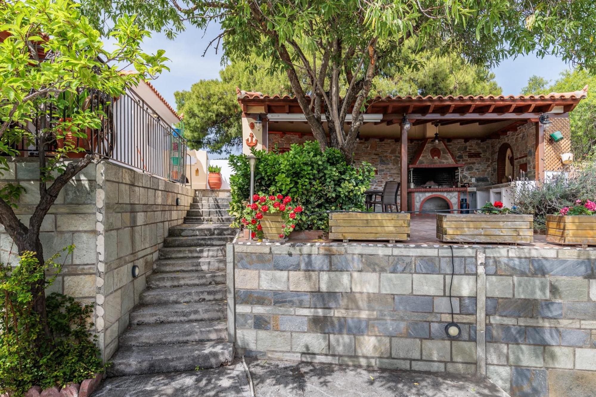 Pefkos Holiday home *